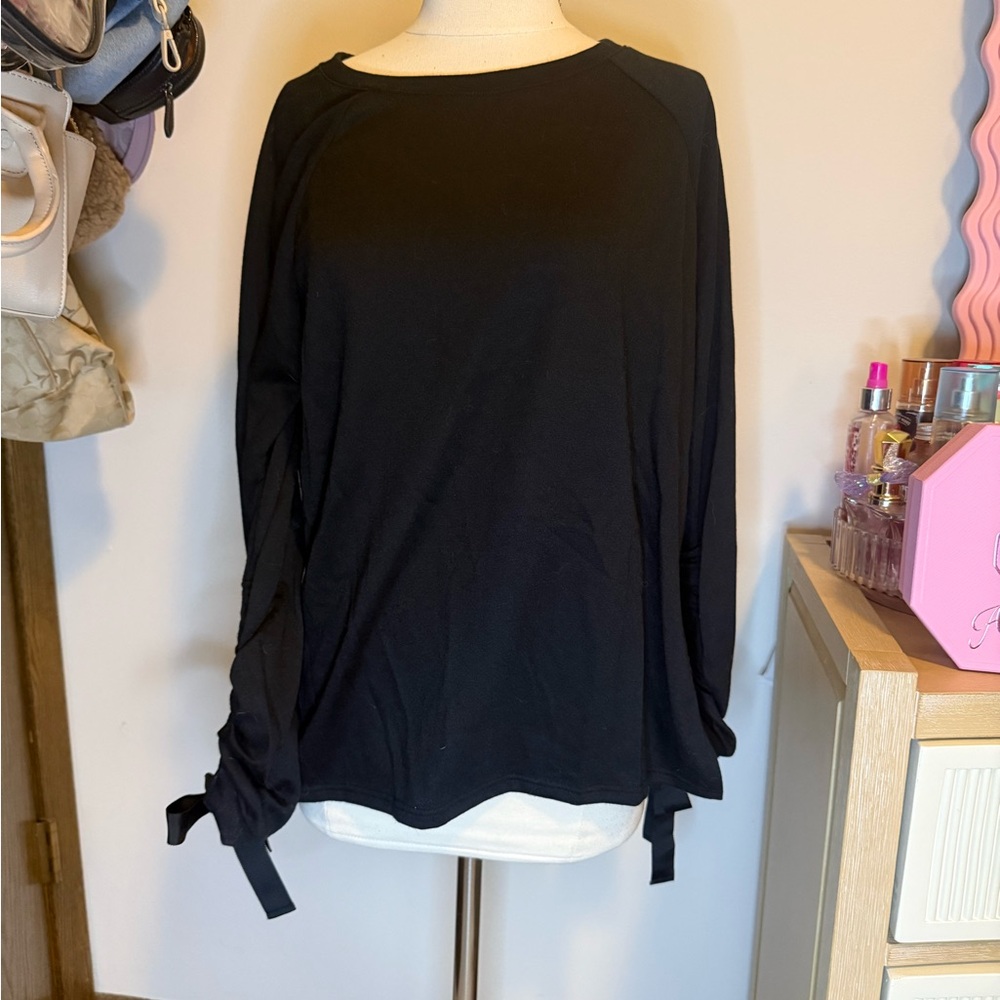 Caslon Black Long Sleeve Women's Top with Tie Details